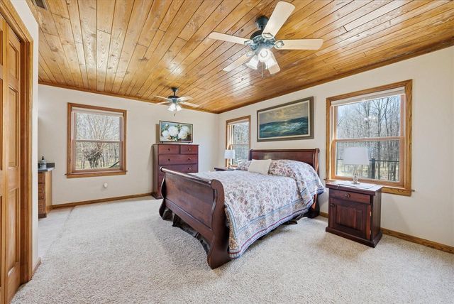 9020 Marken ROAD, Valders, WI 54245
