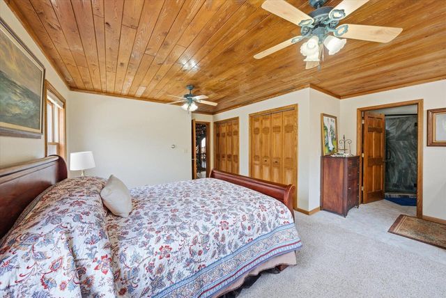 9020 Marken ROAD, Valders, WI 54245
