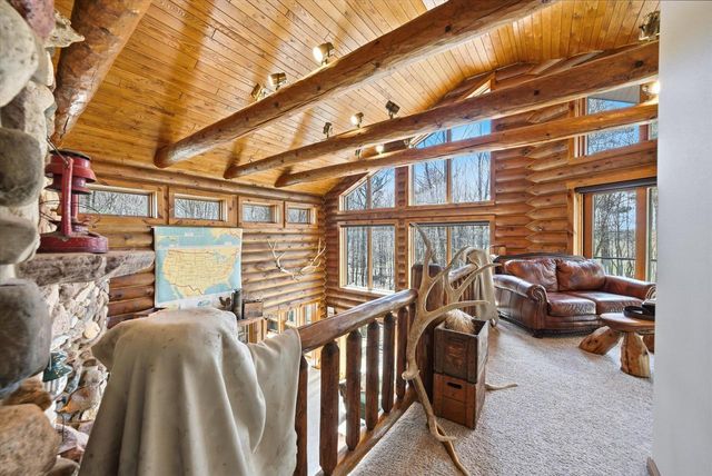 9020 Marken ROAD, Valders, WI 54245