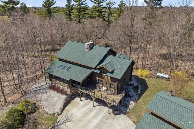 9020 Marken ROAD, Valders, WI 54245