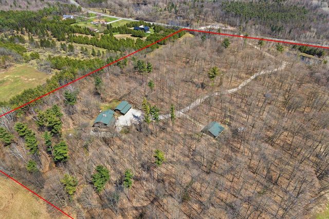 9020 Marken ROAD, Valders, WI 54245