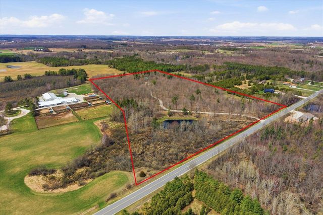 9020 Marken ROAD, Valders, WI 54245