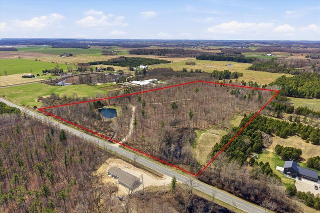 9020 Marken ROAD, Valders, WI 54245