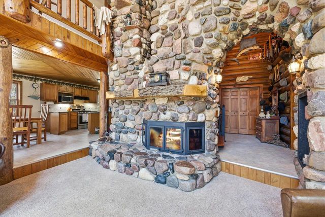 9020 Marken ROAD, Valders, WI 54245