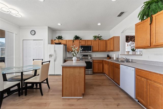 1031 SOLANA CIRCLE, Davenport, FL 33897