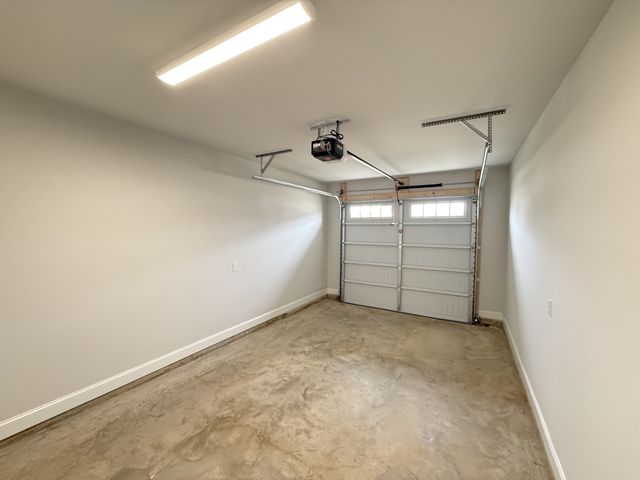 525 Rohan Drive, Murfreesboro, TN 37129