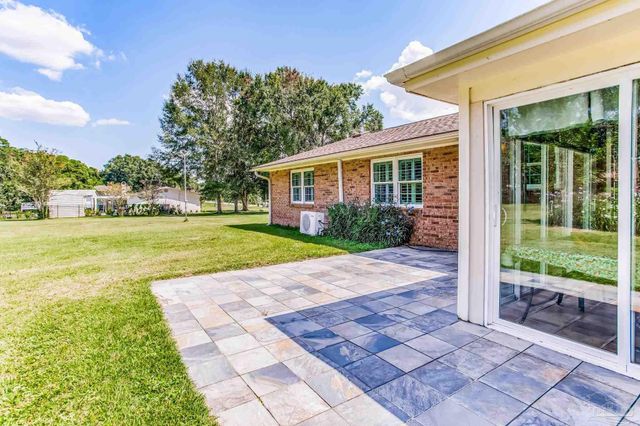 4630 Deerfield Dr, Pensacola, FL 32526