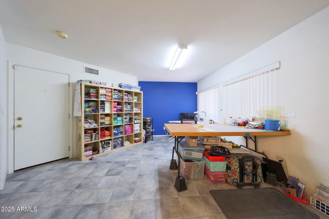 9932 N 16TH Place E, Phoenix, AZ 85020