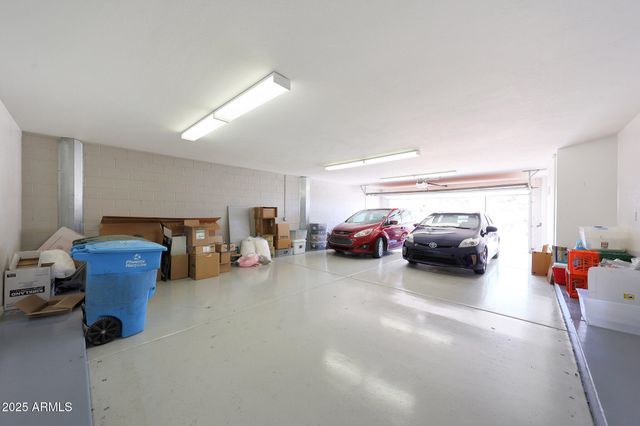 9932 N 16TH Place E, Phoenix, AZ 85020