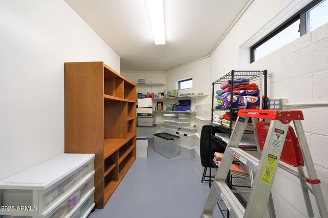 9932 N 16TH Place E, Phoenix, AZ 85020