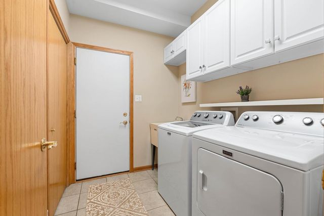 10711 Canterbury Drive, Mokena, IL 60448