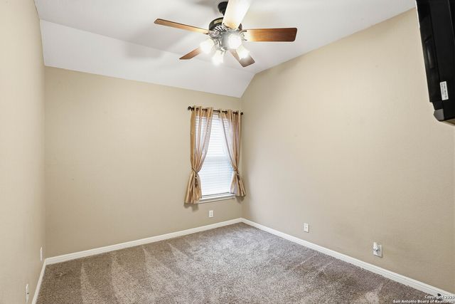 527 Mesa Rdg, San Antonio, TX 78258