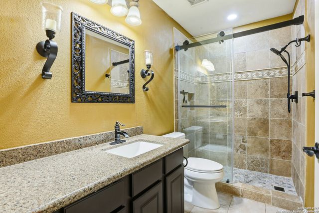 527 Mesa Rdg, San Antonio, TX 78258