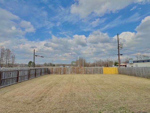 9919 Glerma Dr, Baton Rouge, LA 70810