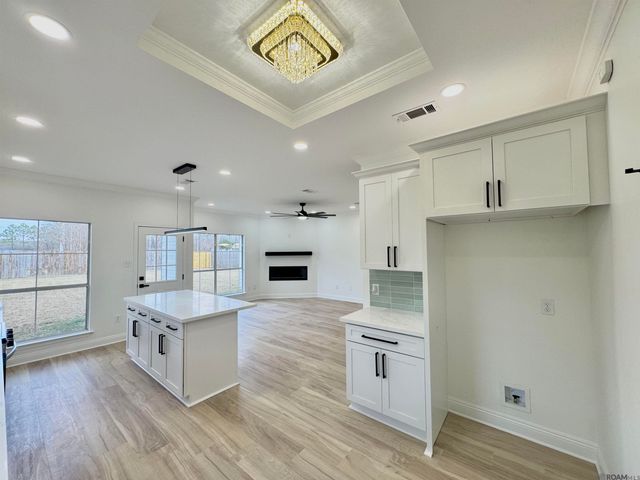 9919 Glerma Dr, Baton Rouge, LA 70810