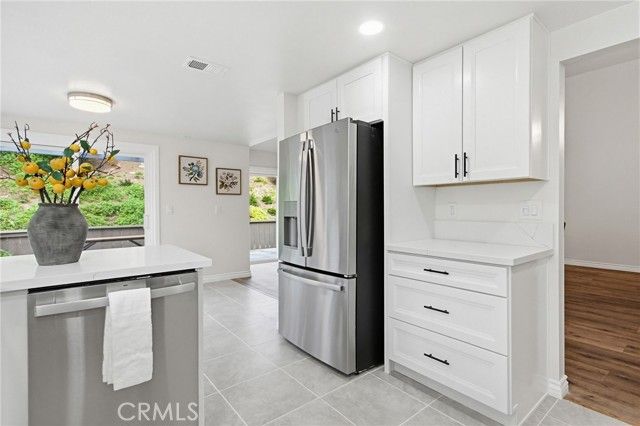 1680 Via Brisa Del Lago, San Marcos, CA 92078