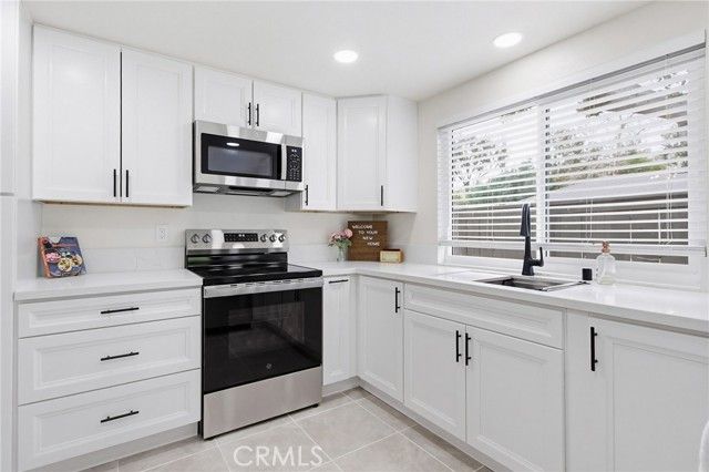 1680 Via Brisa Del Lago, San Marcos, CA 92078