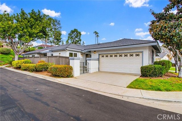 1680 Via Brisa Del Lago, San Marcos, CA 92078