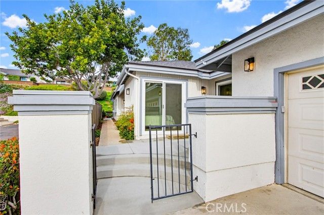 1680 Via Brisa Del Lago, San Marcos, CA 92078