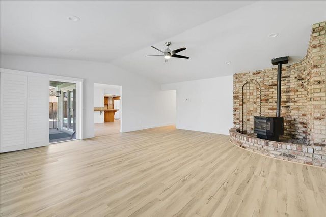 1571 Coats Dr, Yuba City, CA 95993