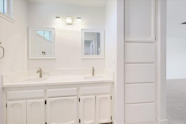 1571 Coats Dr, Yuba City, CA 95993