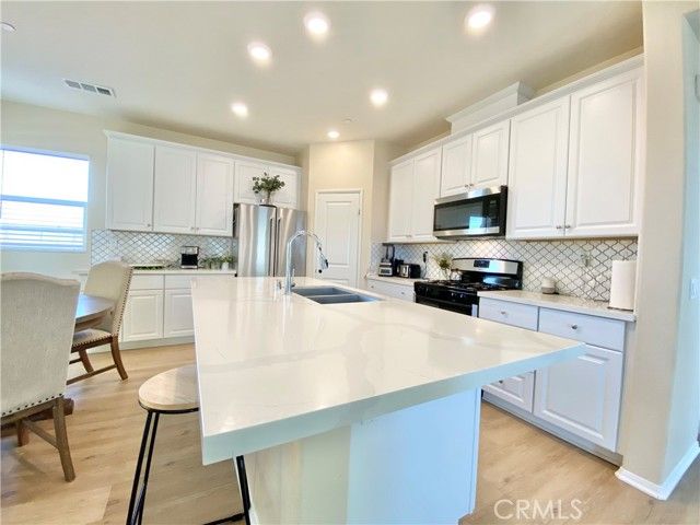 12952 Claremore Street, Victorville, CA 92392