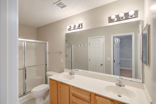 8074 Shadow Oak Drive, North Charleston, SC 29406
