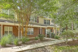 8074 Shadow Oak Drive, North Charleston, SC 29406