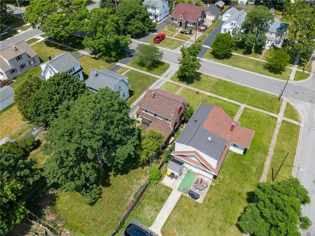 481 Stonewood Avenue, Greece, NY 14616