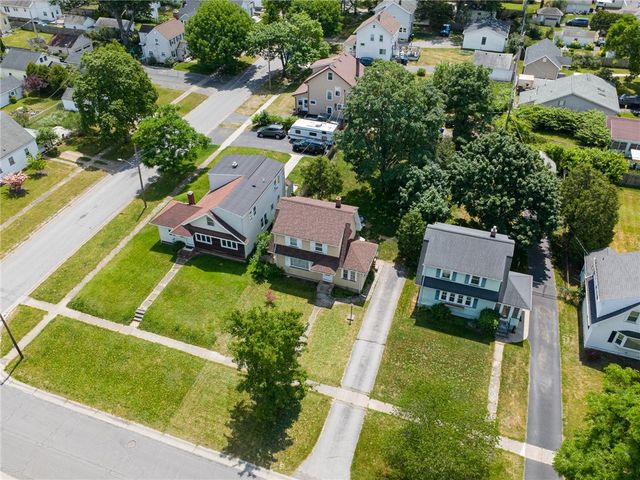481 Stonewood Avenue, Greece, NY 14616