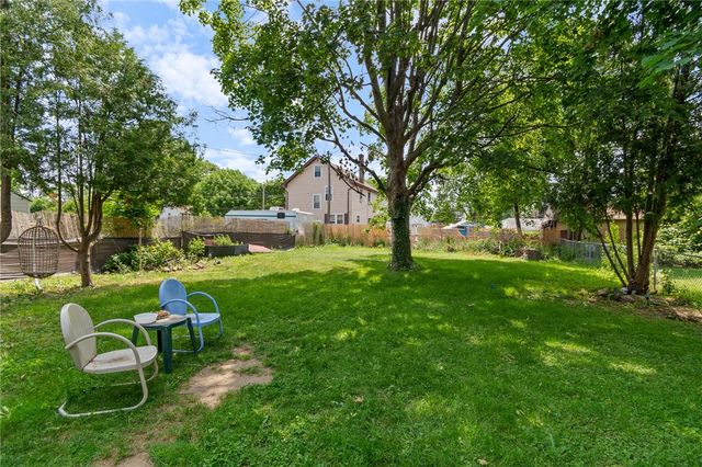 481 Stonewood Avenue, Greece, NY 14616