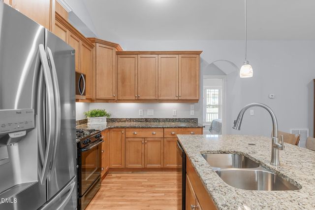 1132 Crystalwater Drive, Fuquay Varina, NC 27526