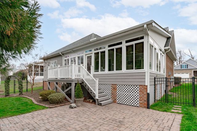 1132 Crystalwater Drive, Fuquay Varina, NC 27526