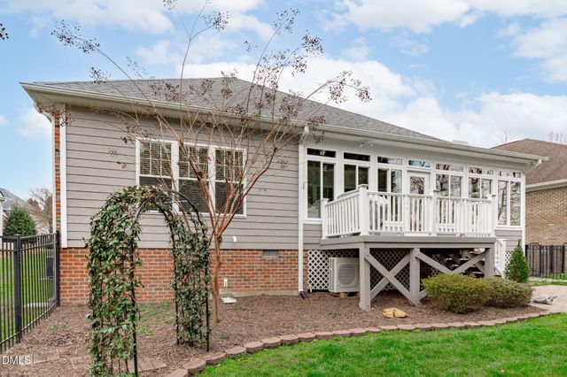 1132 Crystalwater Drive, Fuquay Varina, NC 27526