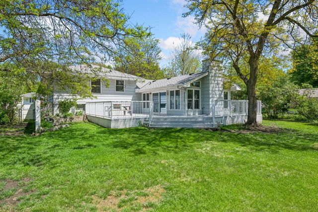 2350 Wells Wood Curve, Bloomington, MN 55431