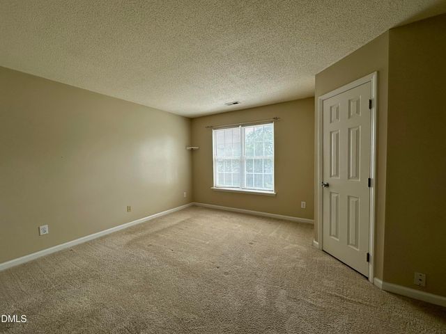 312 Commons Drive, Holly Springs, NC 27540