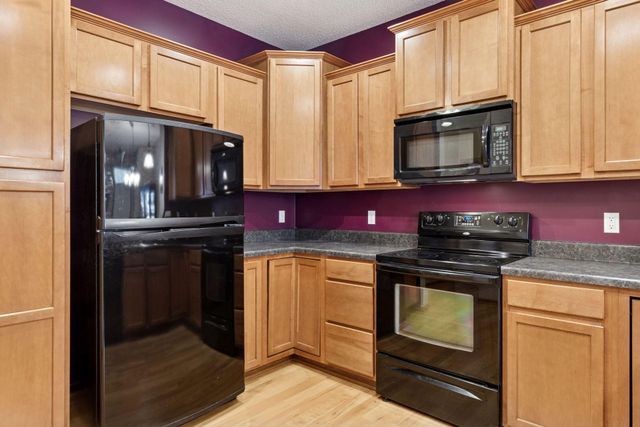 9536 Scott Circle N, Brooklyn Park, MN 55443