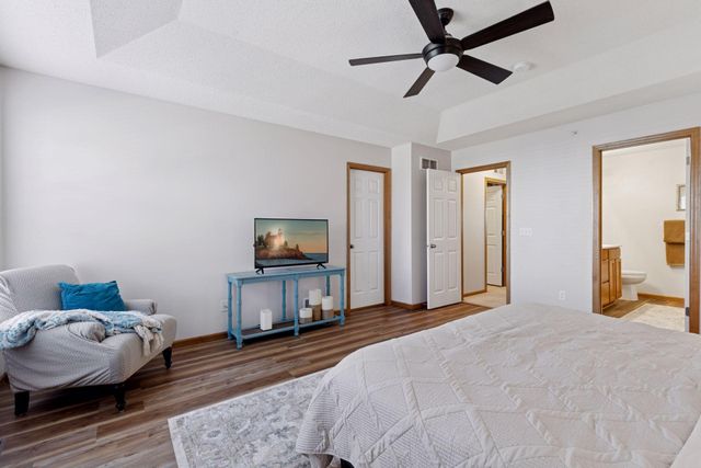 9536 Scott Circle N, Brooklyn Park, MN 55443