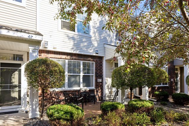 9536 Scott Circle N, Brooklyn Park, MN 55443