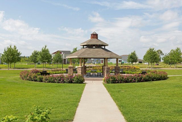 9536 Scott Circle N, Brooklyn Park, MN 55443