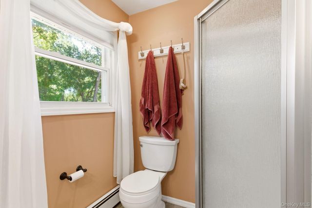 1 Regal Court, Saint James, NY 11780