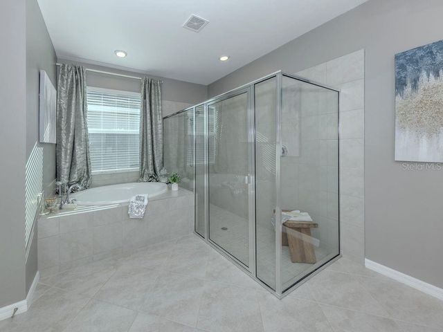 11450 BURGUNDY DRIVE, Venice, FL 34293