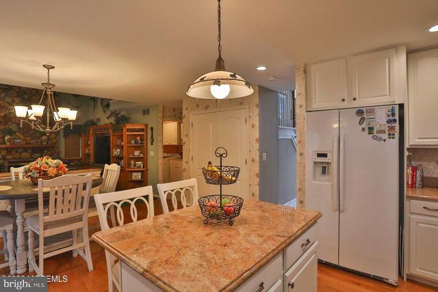 486 MERMAID DRIVE, Manahawkin, NJ 08050