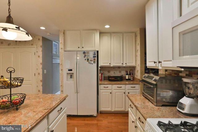 486 MERMAID DRIVE, Manahawkin, NJ 08050