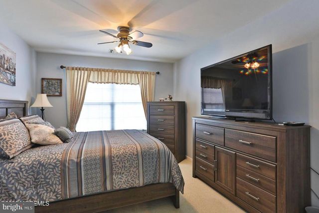 486 MERMAID DRIVE, Manahawkin, NJ 08050