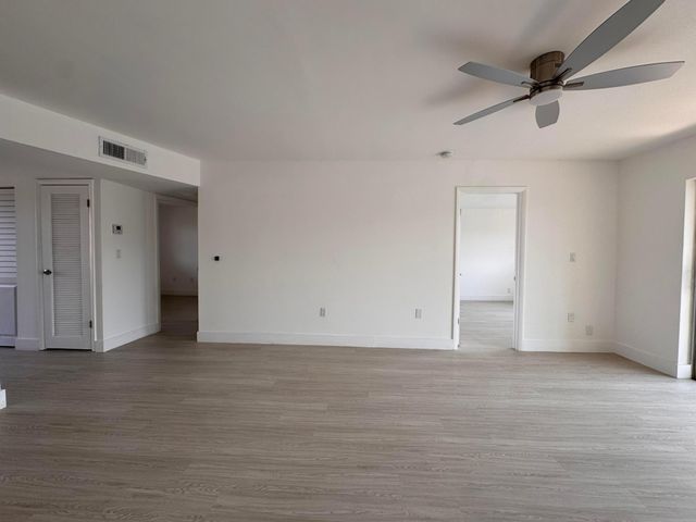 2831 E Sunrise Lakes Drive E 311, Sunrise, FL 33322