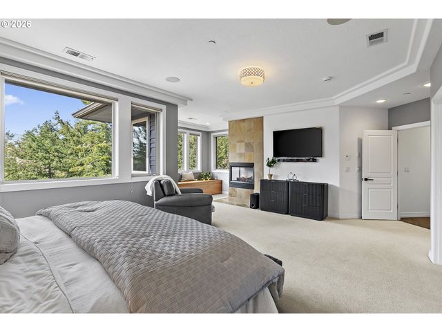 6280 Sw SHERIDAN St, Portland, OR 97225