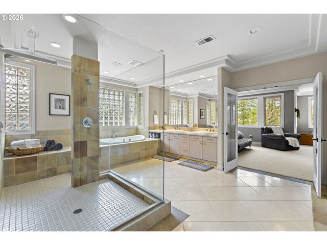 6280 Sw SHERIDAN St, Portland, OR 97225