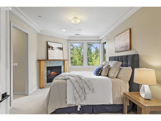 6280 Sw SHERIDAN St, Portland, OR 97225