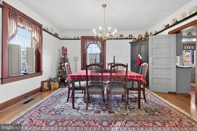 935 CHESTNUT ST, Columbia, PA 17512